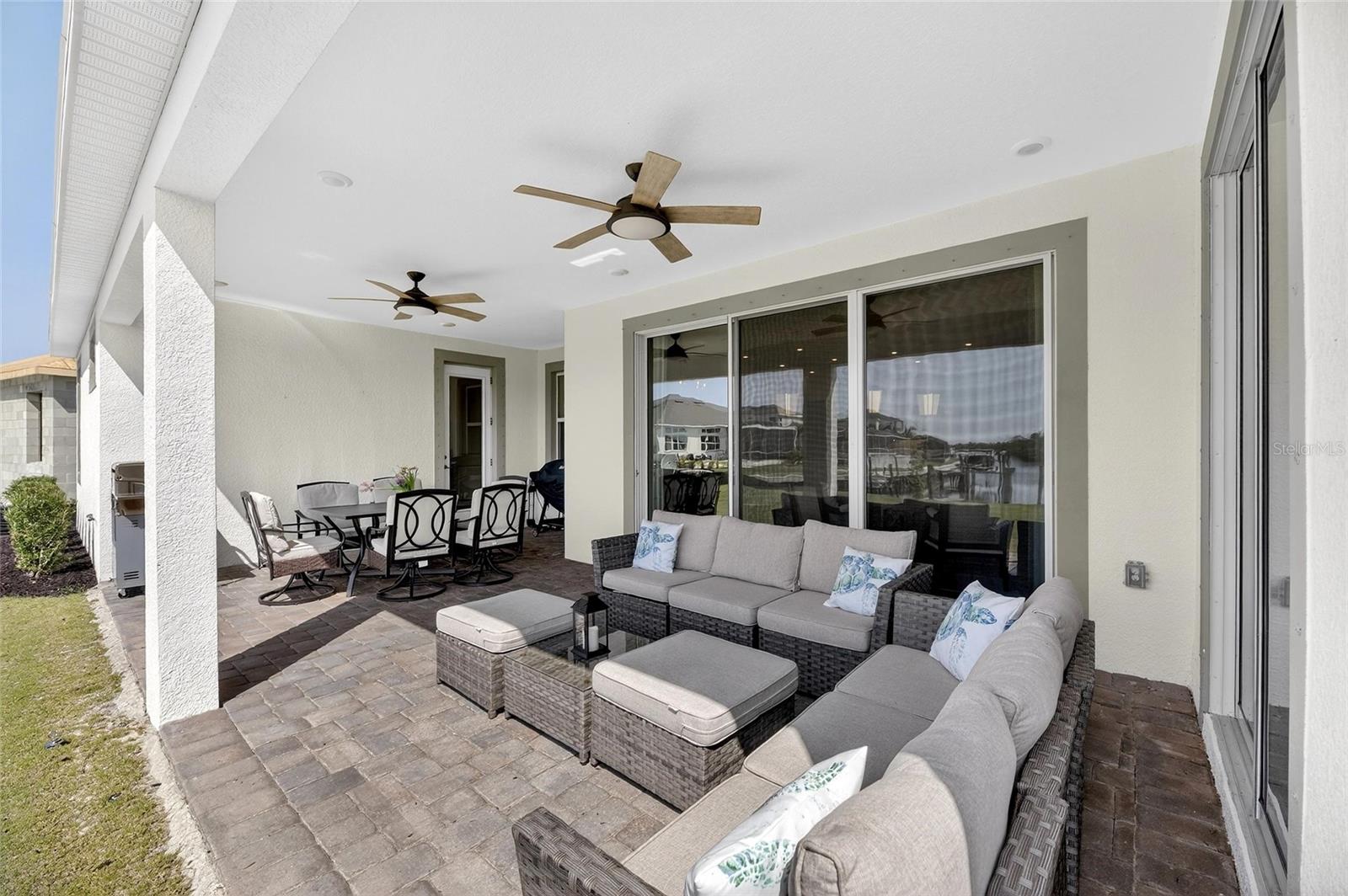 MIRABAY - Residential