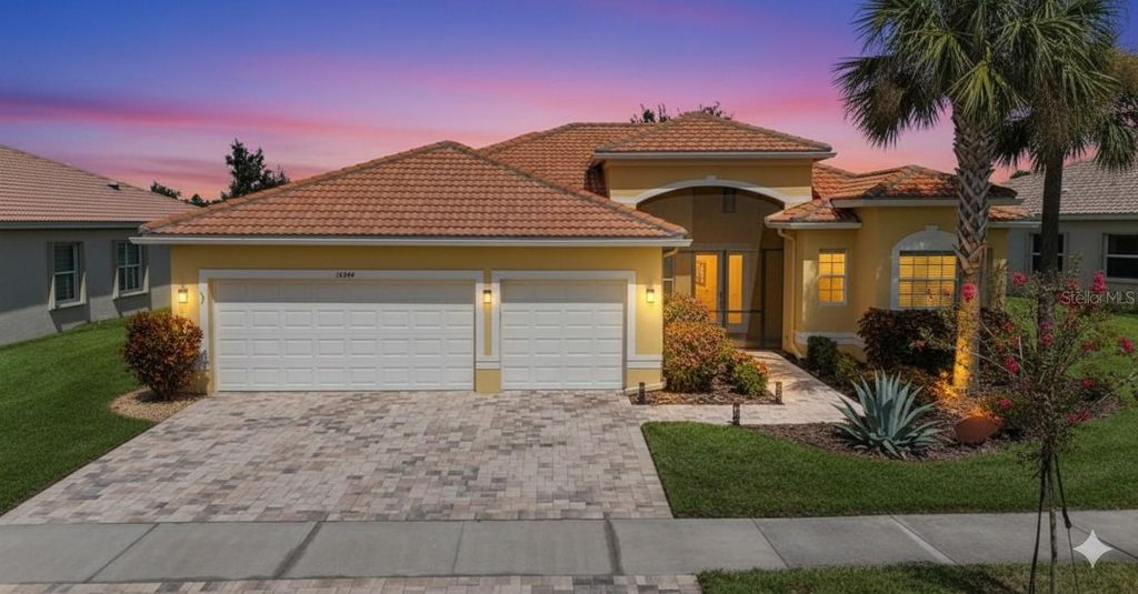 Photo of 16244 Diamond Bay Drive, Wimauma, FL 33598 (MLS # TB8420306)