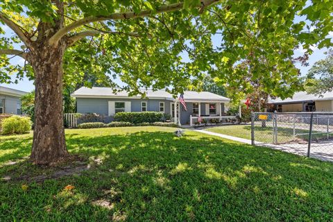 A home in TAMPA