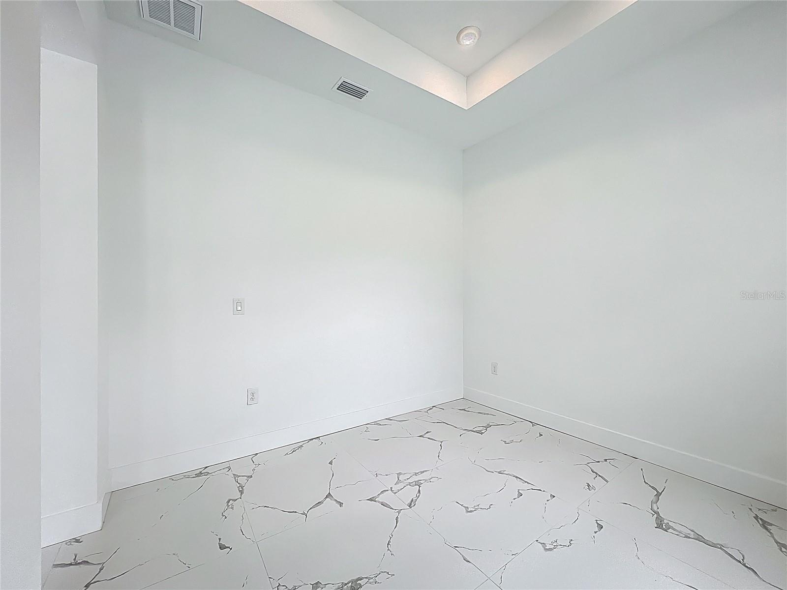 ROCK HAMMOCK - Residential