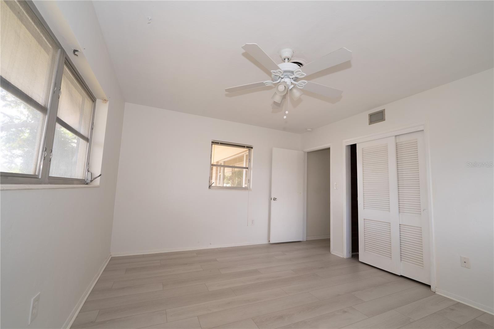 CORAL COVE - Residential Lease