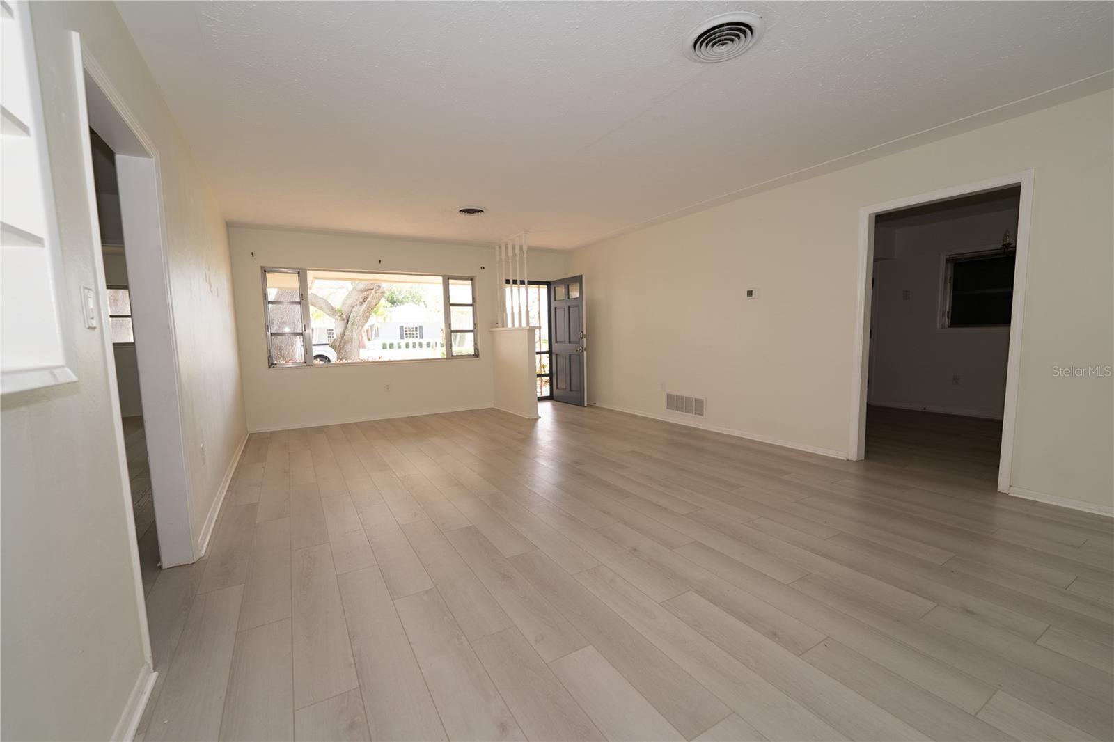 CORAL COVE - Residential Lease