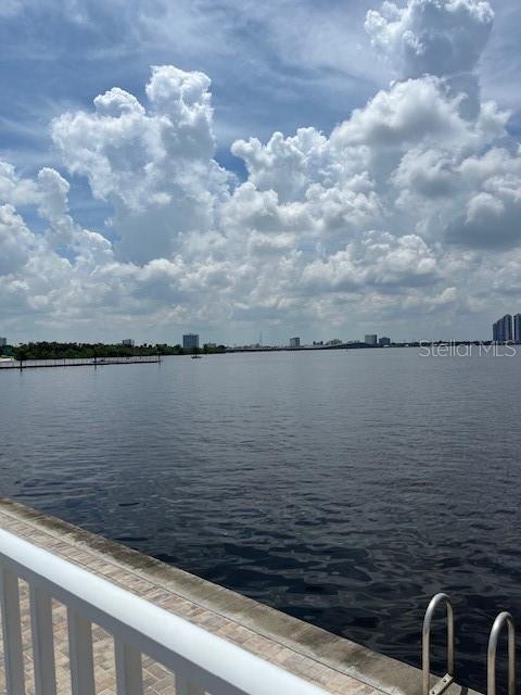 WATERS EDGE - Residential