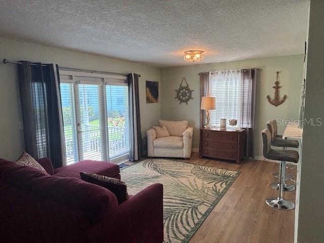 WATERS EDGE - Residential