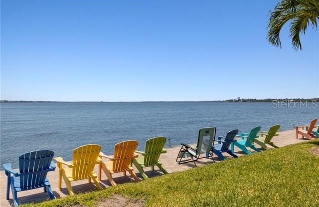 WATERS EDGE - Residential