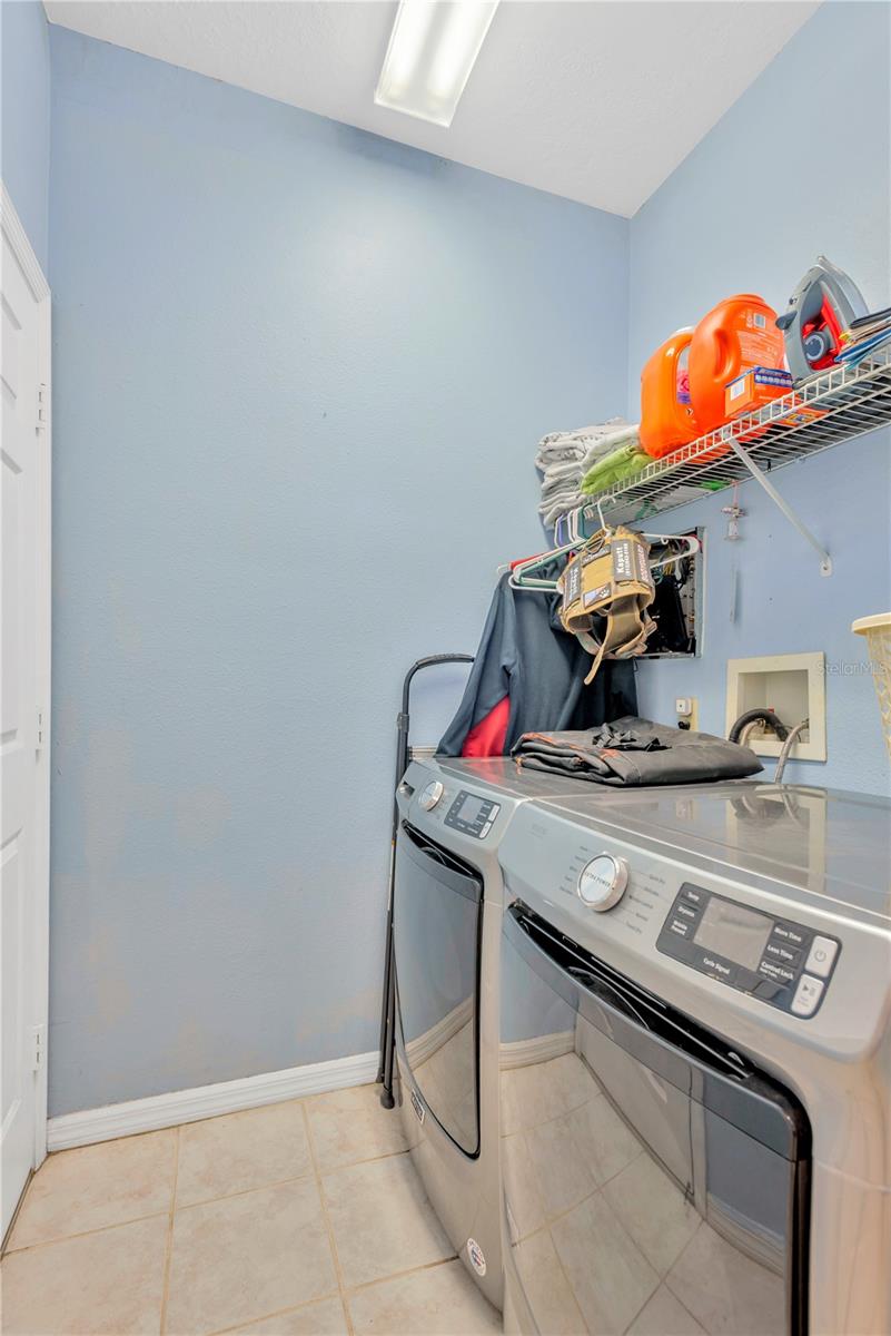 CASA BLANCA - Residential