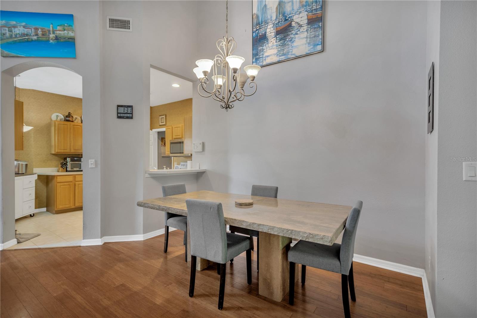 CASA BLANCA - Residential