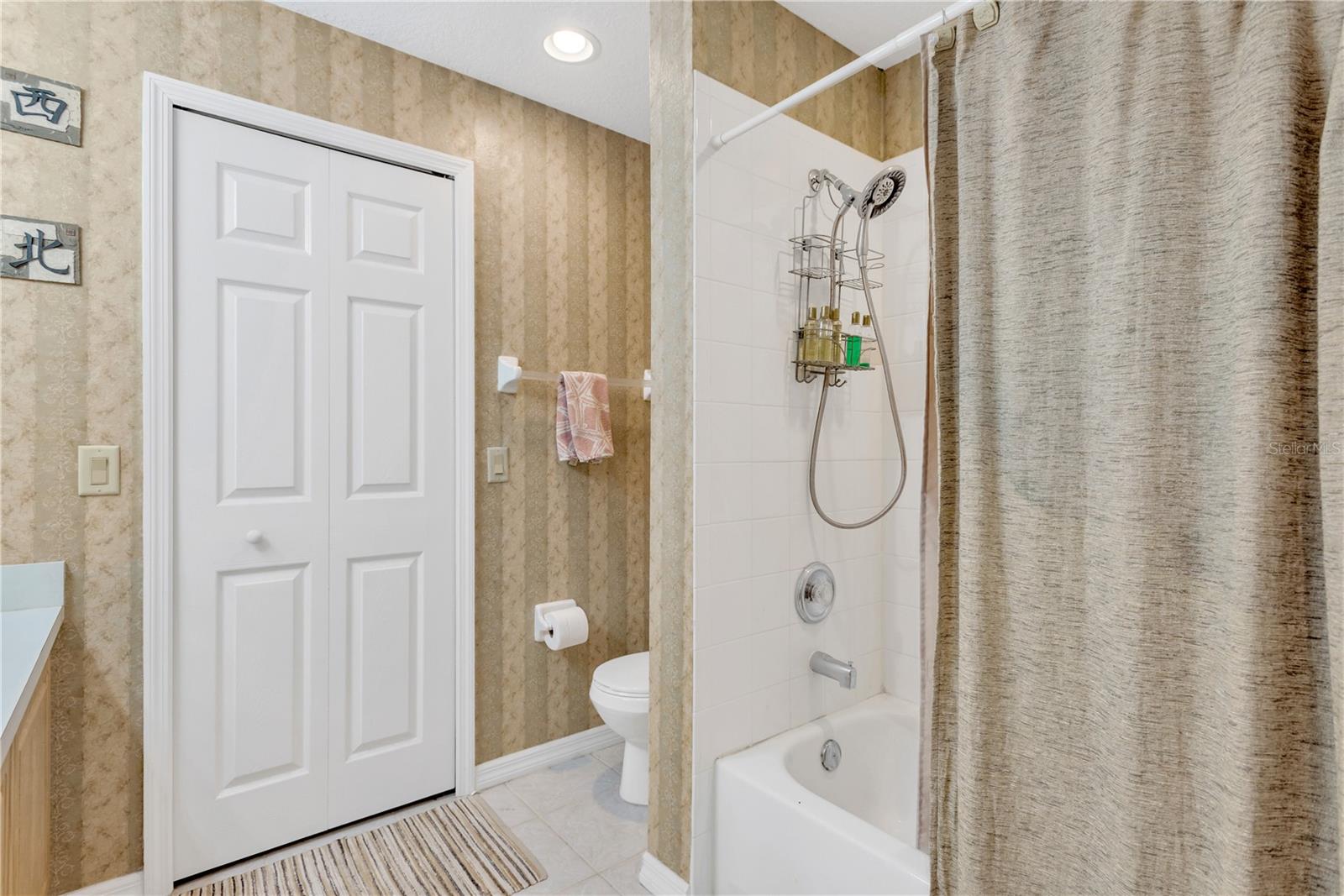 CASA BLANCA - Residential