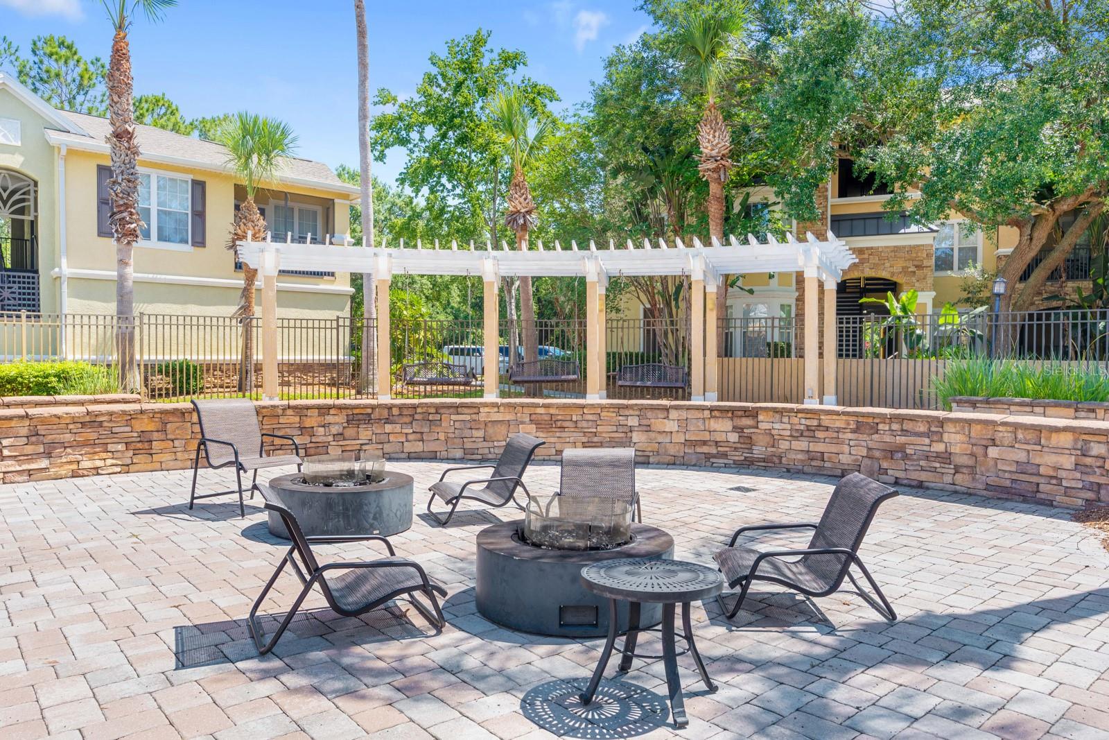 COURTNEY PALMS CONDOMINIUM UNIT 273 BLDG 9 - Residential