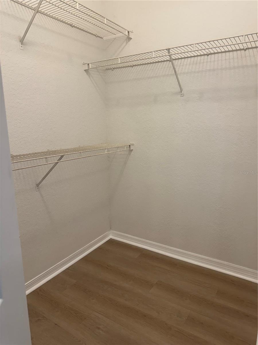 FOUNTAINS/METRO WEST CONDO - Residential