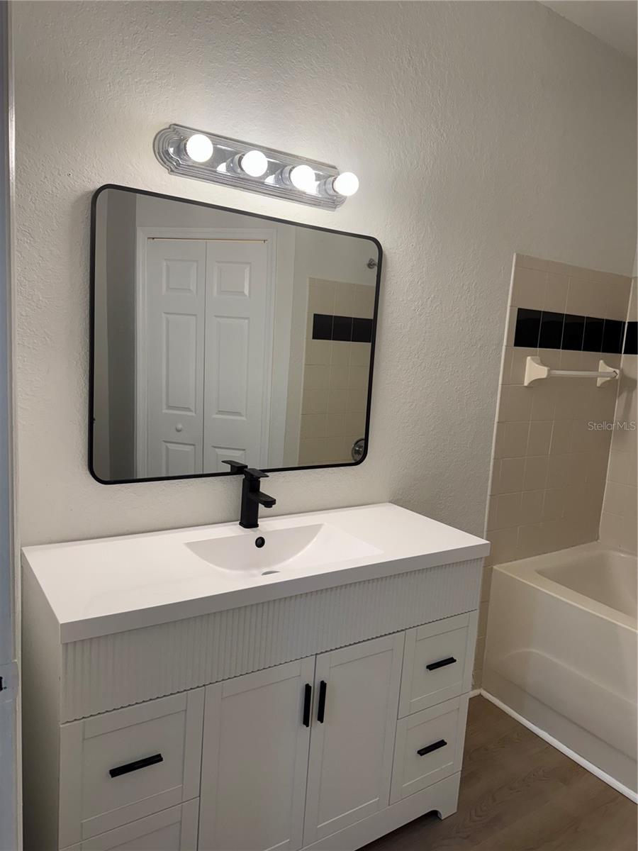 FOUNTAINS/METRO WEST CONDO - Residential