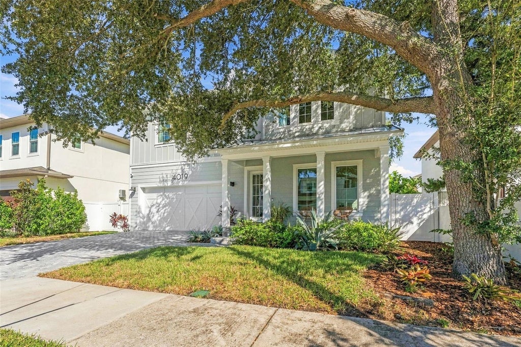Photo of 4019 W Santiago Street, Tampa, FL 33629 (MLS # TB8562060)