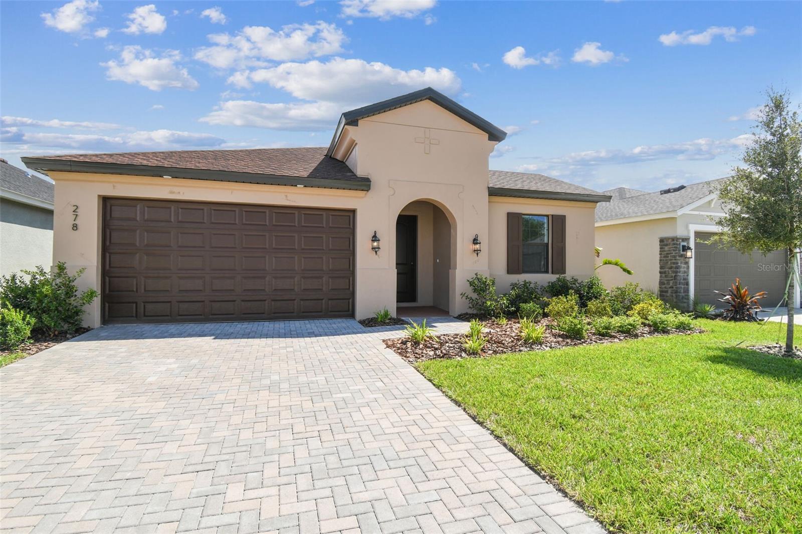 278 HILLSHIRE PLACE
