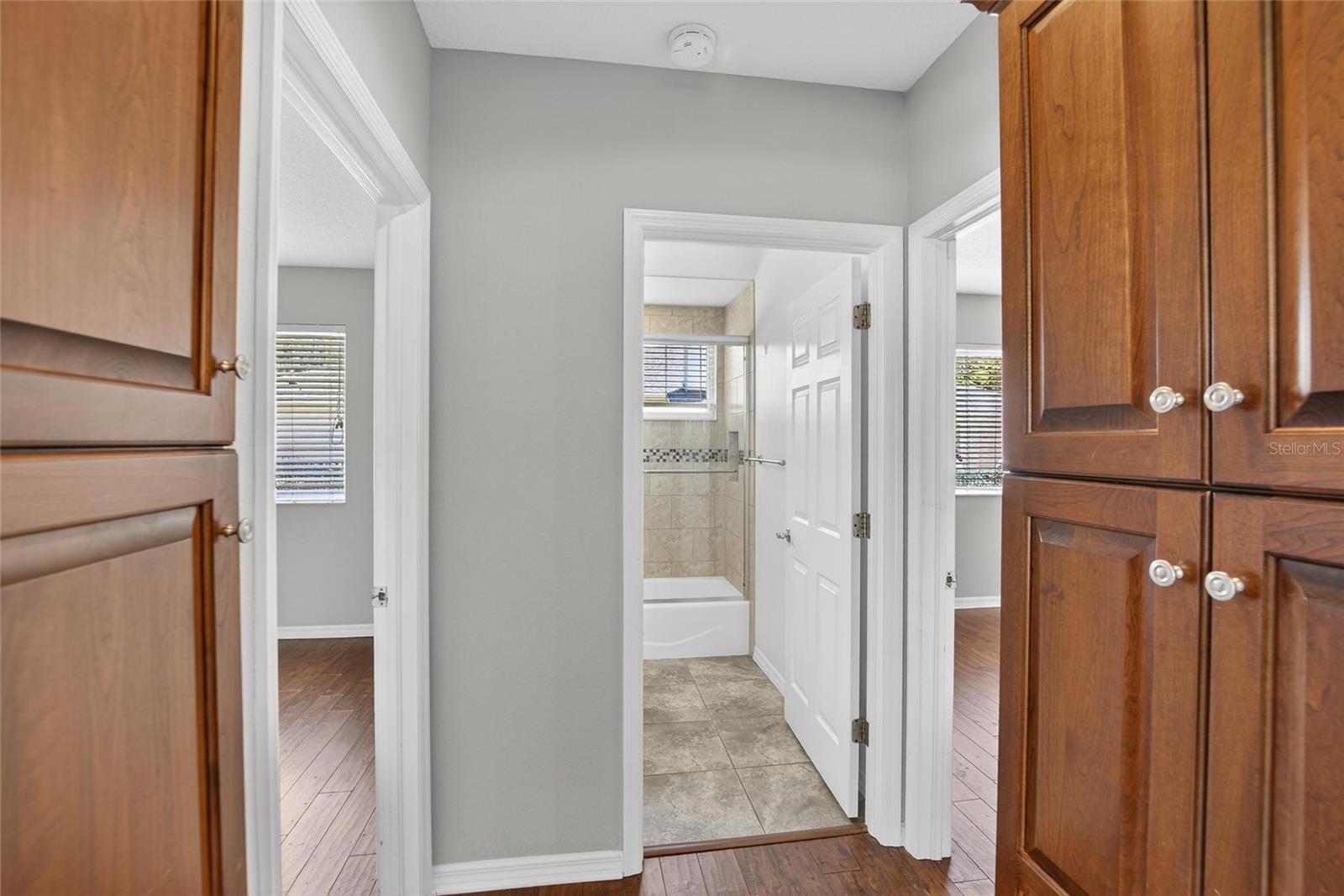 FISH HAWK TRAILS UN 1 & 2 - Residential