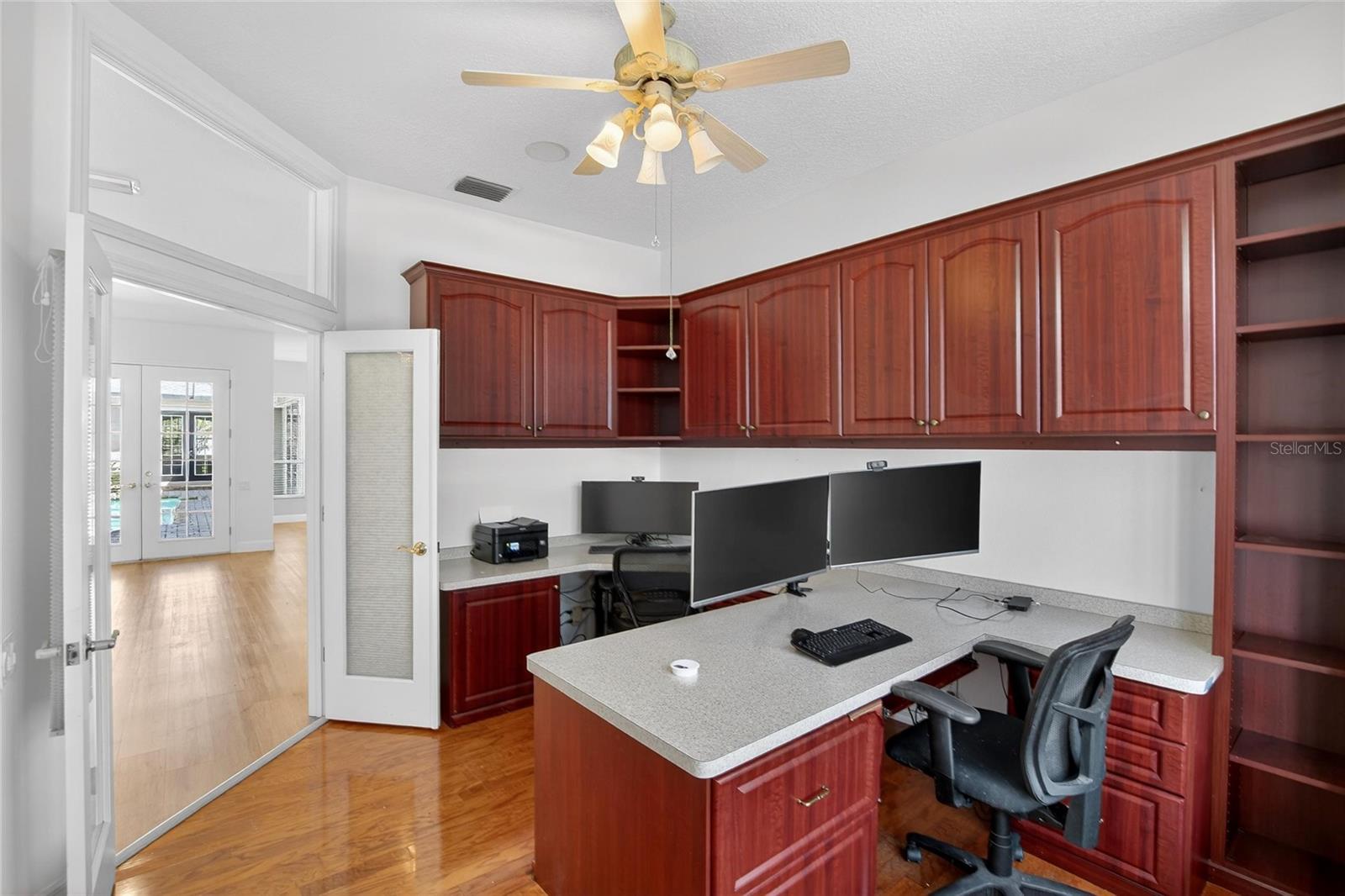 FISH HAWK TRAILS UN 1 & 2 - Residential