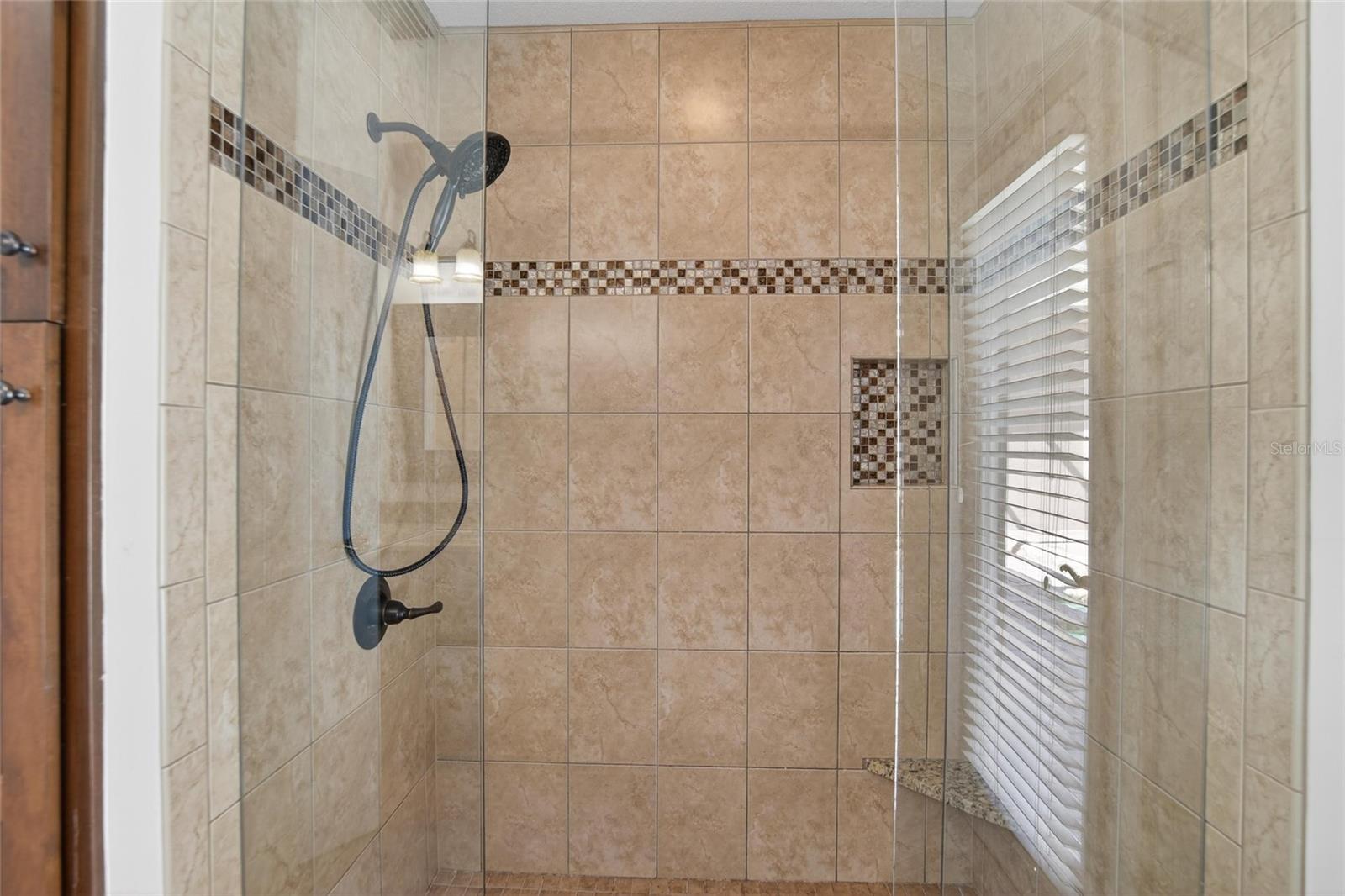 FISH HAWK TRAILS UN 1 & 2 - Residential