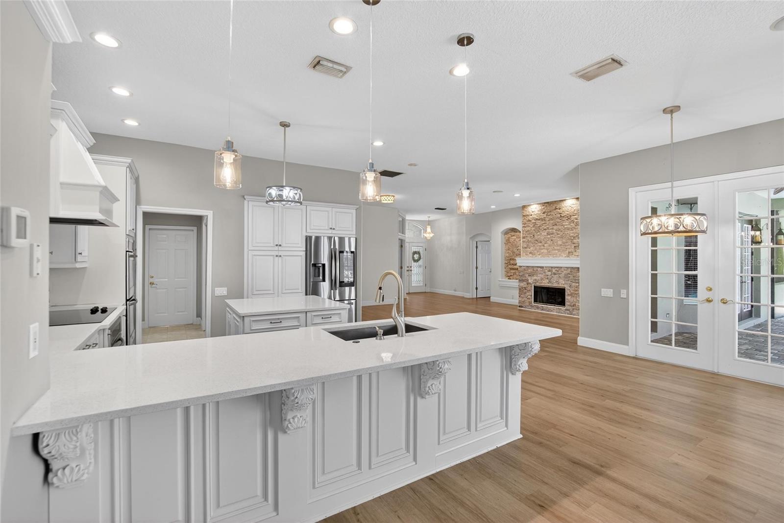 FISH HAWK TRAILS UN 1 & 2 - Residential