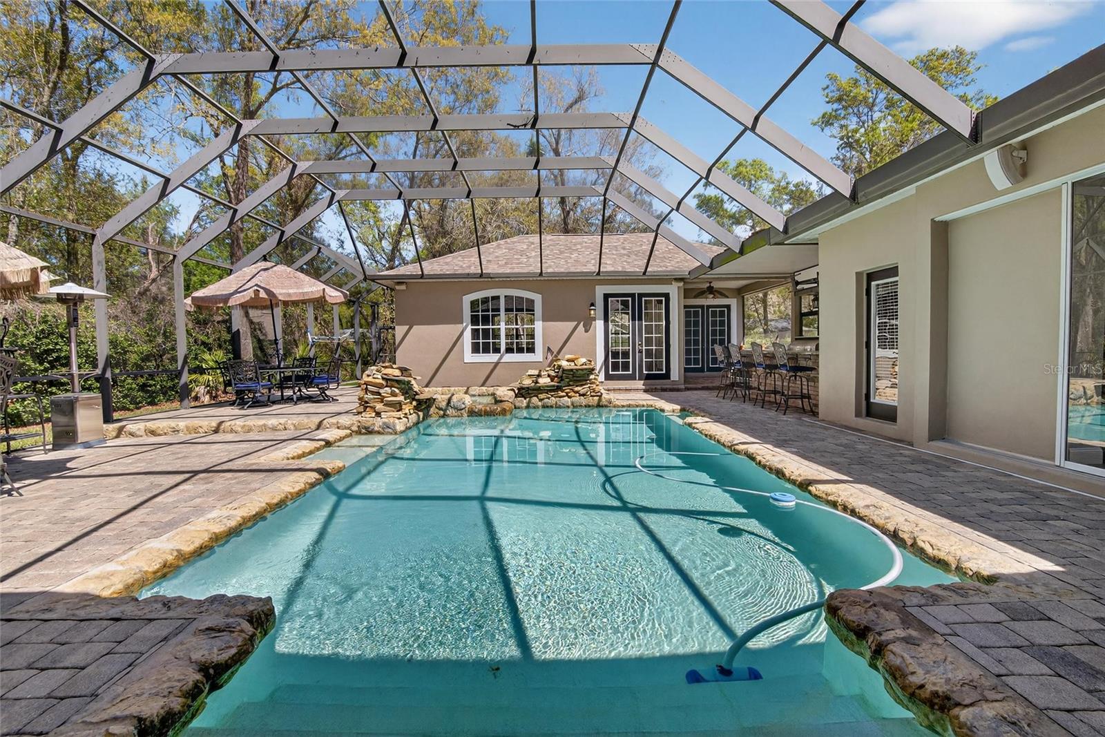 FISH HAWK TRAILS UN 1 & 2 - Residential