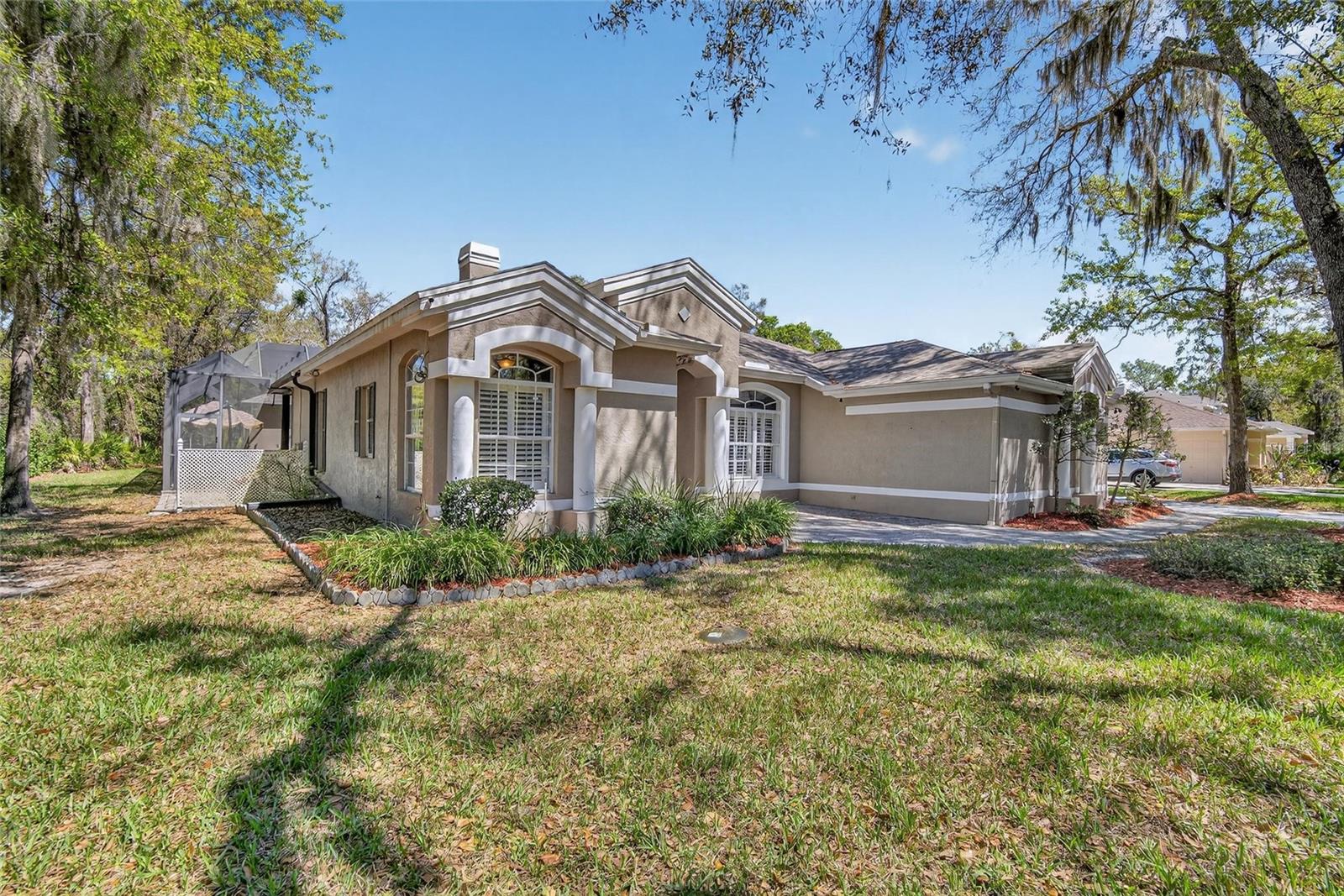 FISH HAWK TRAILS UN 1 & 2 - Residential