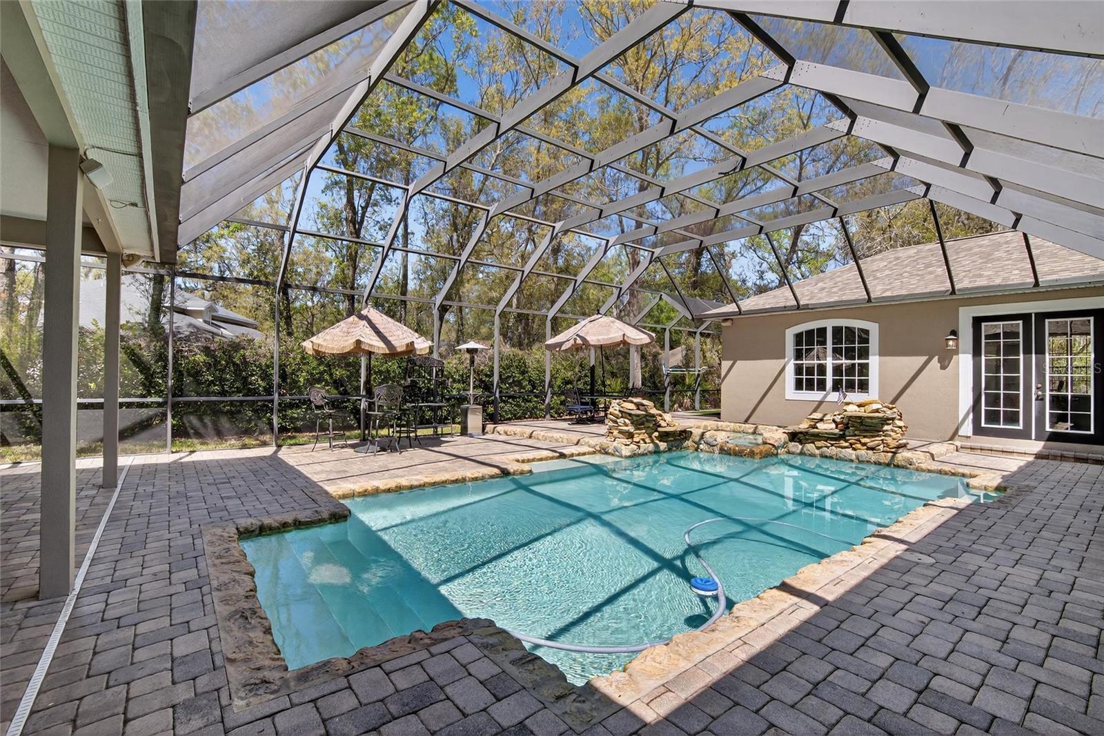 FISH HAWK TRAILS UN 1 & 2 - Residential