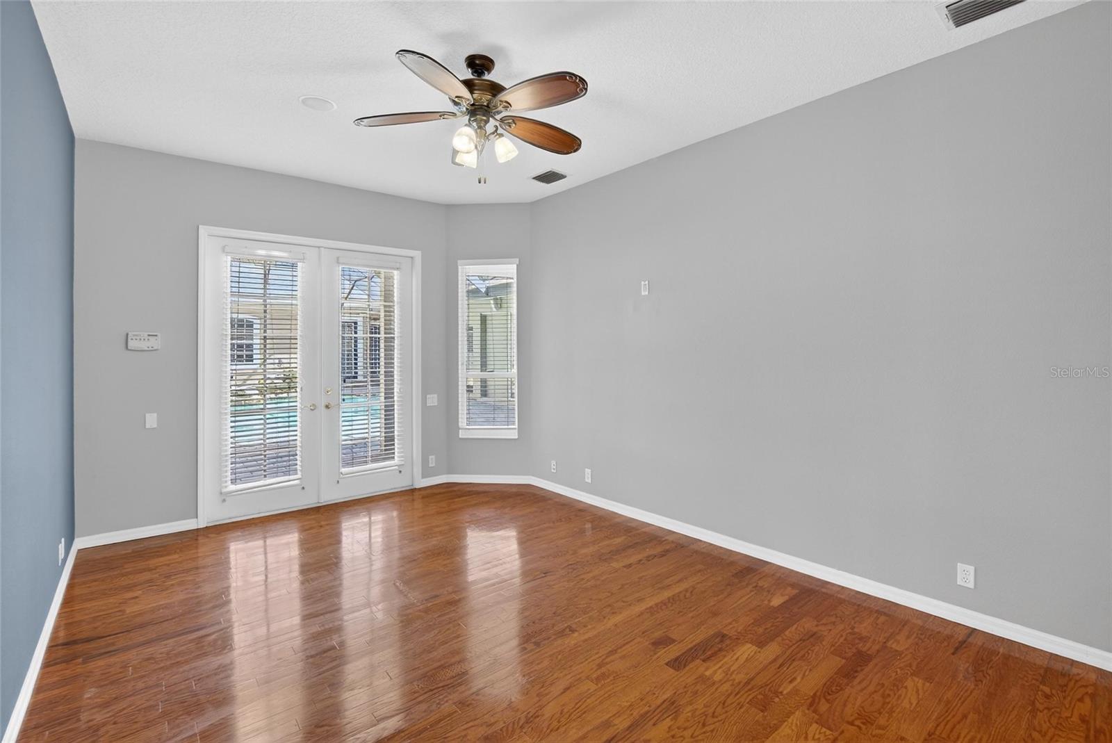 FISH HAWK TRAILS UN 1 & 2 - Residential