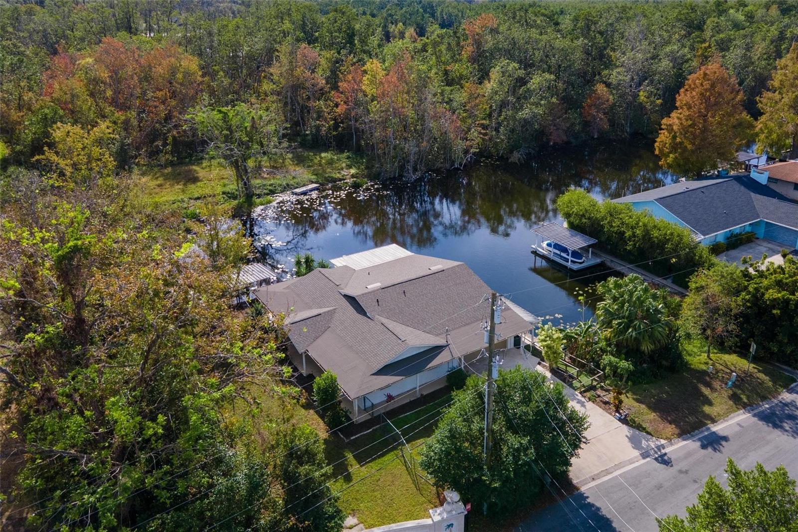 13724 COUNTRY CLUB DRIVE