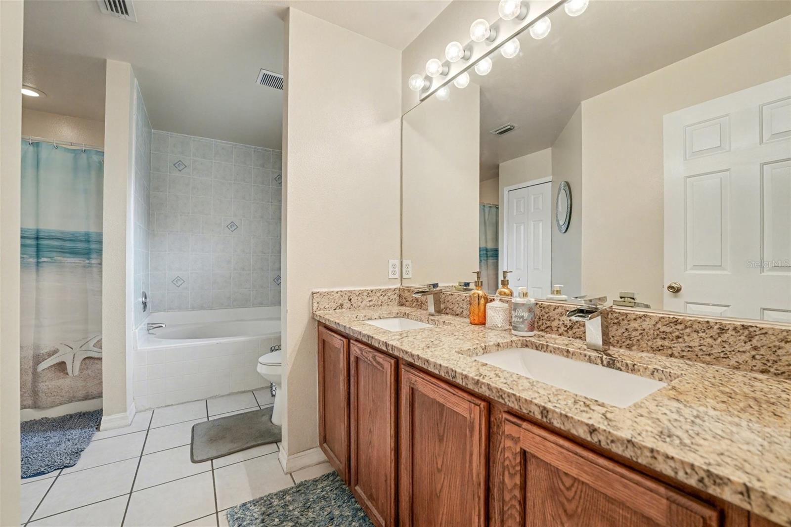 POINCIANA ESTATES SEC B - Residential
