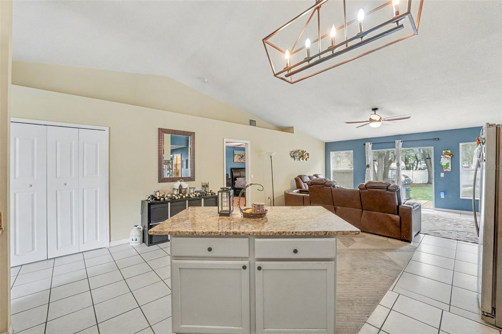 POINCIANA ESTATES SEC B - Residential