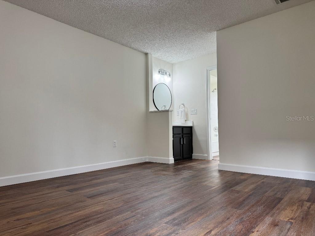 CLUB VILLAS AT WIMBLEDON PARK PH 02 - Residential