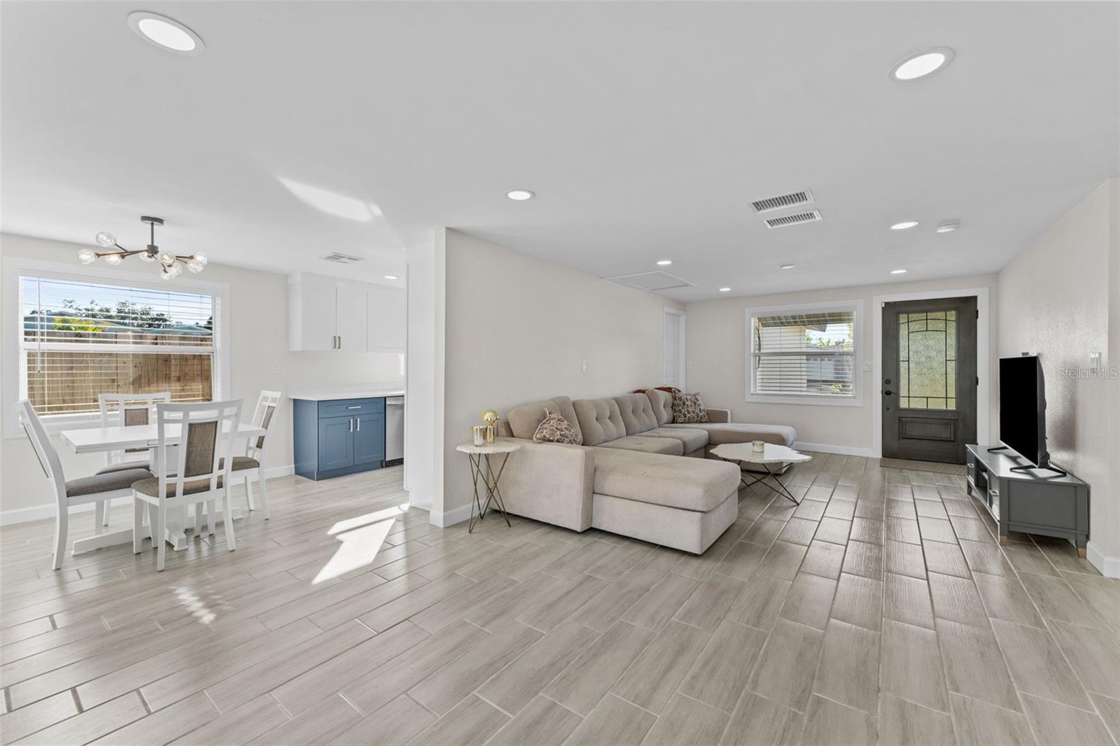 SHORE ACRES BAYOU GRANDE SEC - Residential