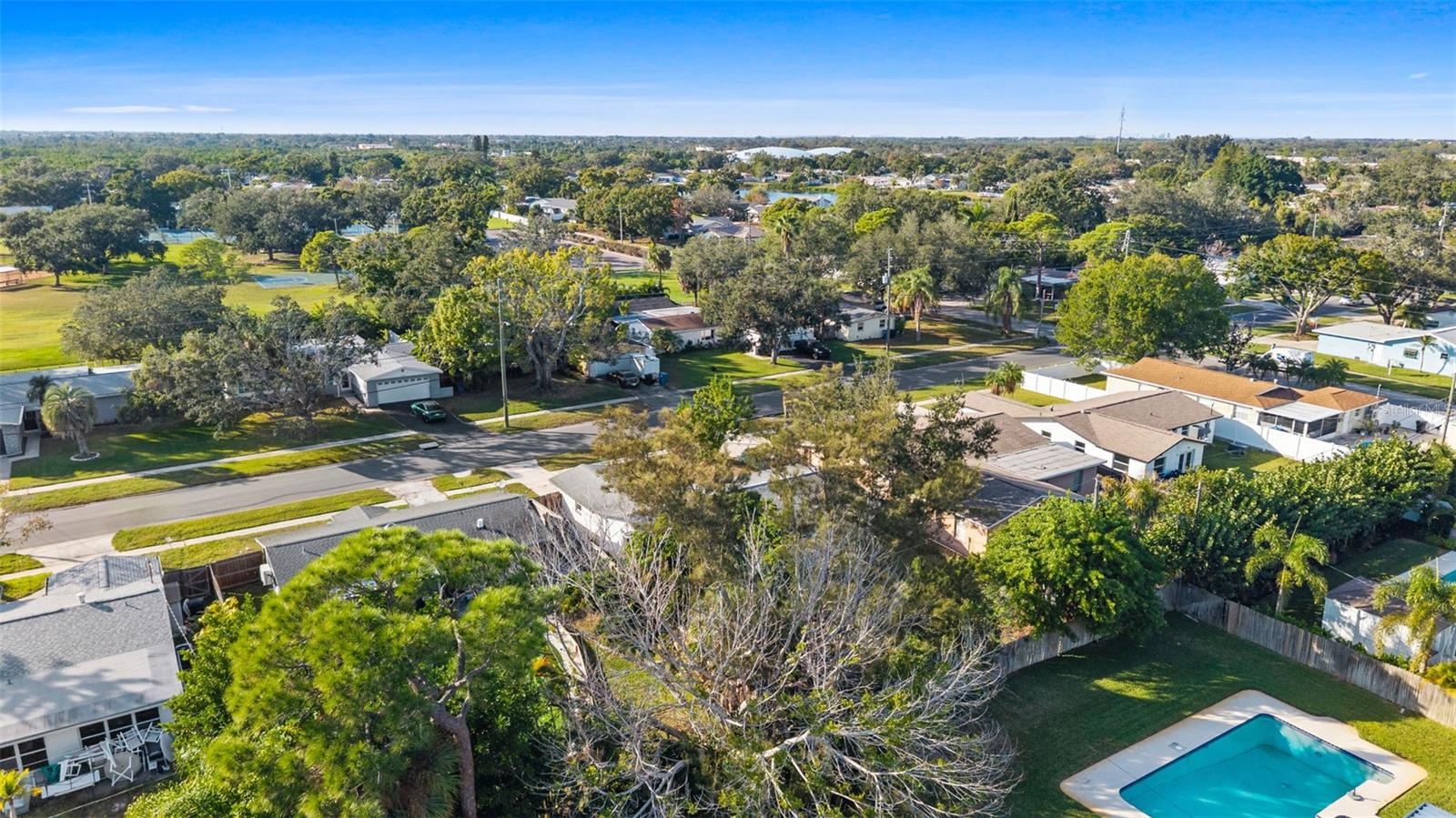 SHORE ACRES BAYOU GRANDE SEC - Residential