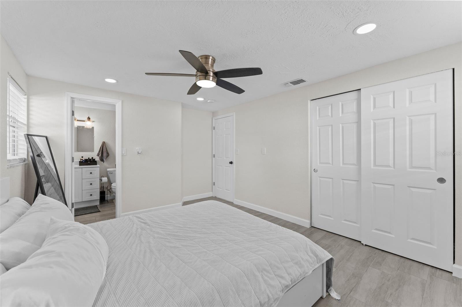 SHORE ACRES BAYOU GRANDE SEC - Residential