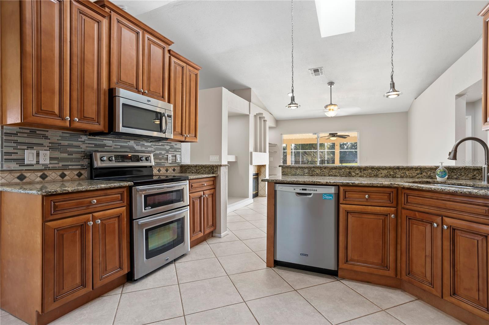 TWIN RIVERS MODEL HOME AREA - Residential