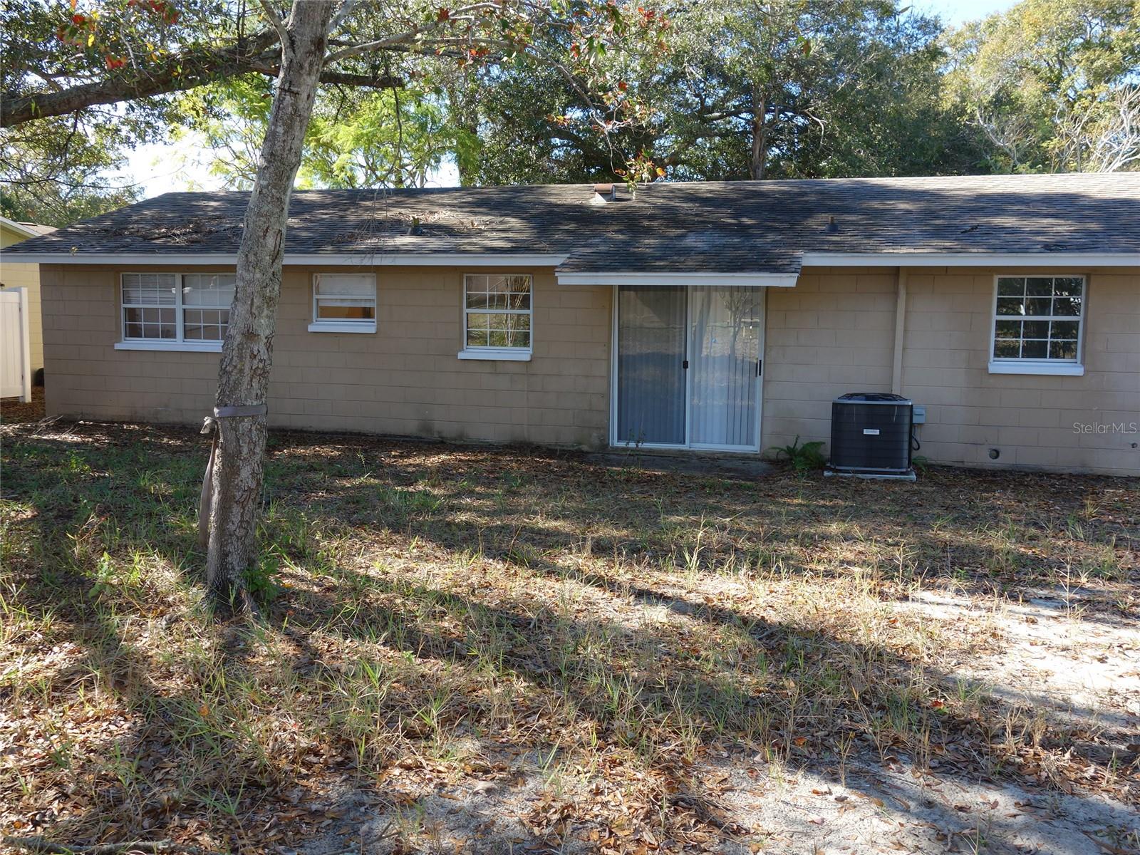 1407 COPPERTREE DRIVE