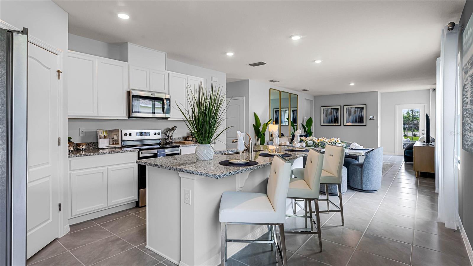 TWO RIVERS - Residential