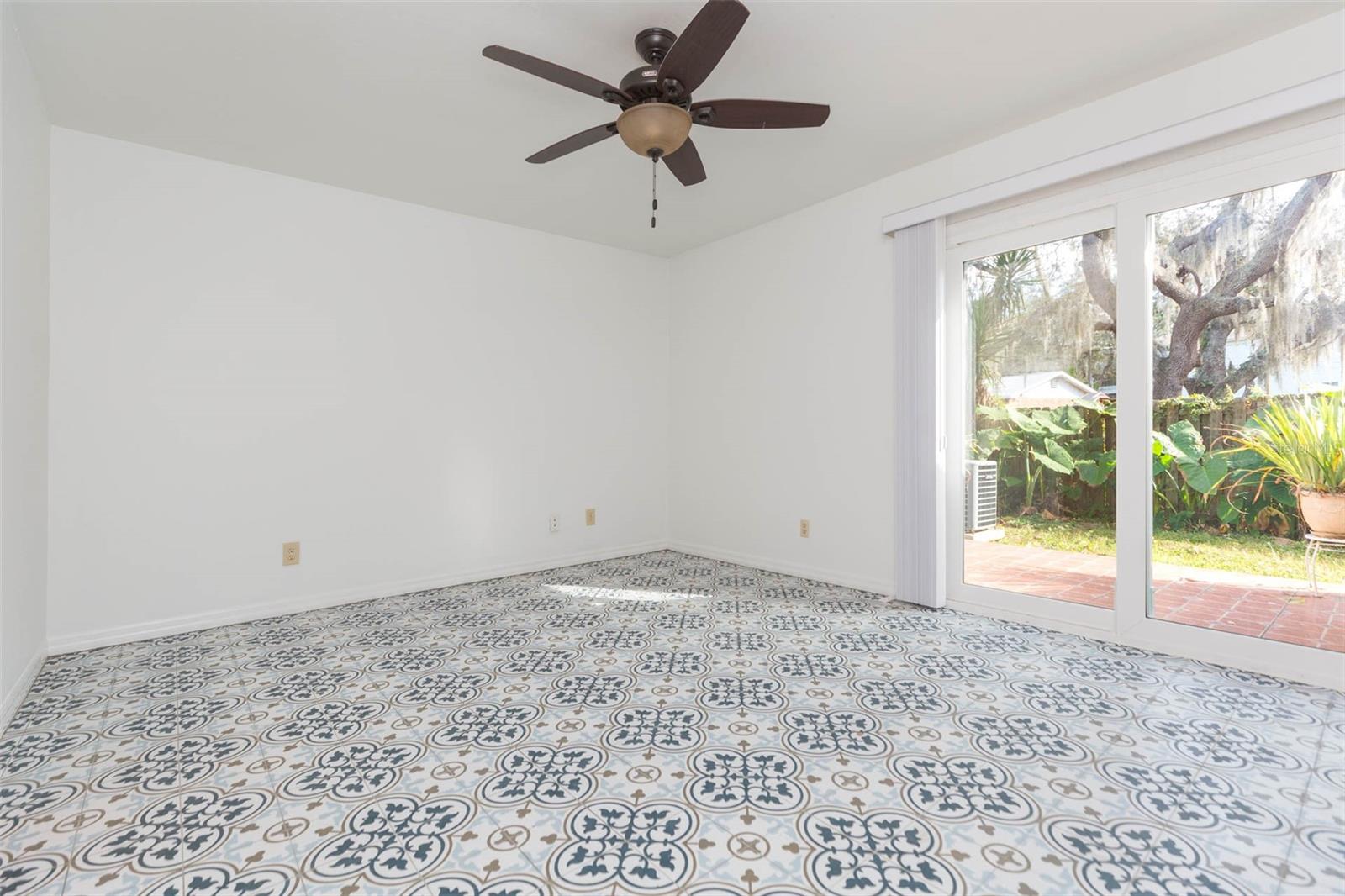 CHARTER MILL TWNHMS A CONDO - Residential