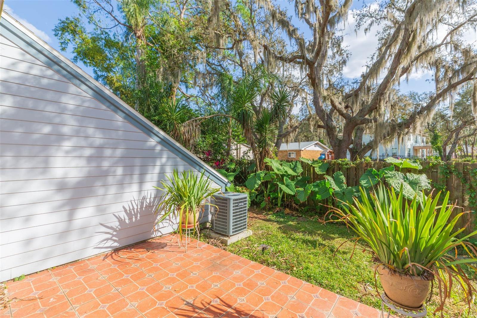 CHARTER MILL TWNHMS A CONDO - Residential