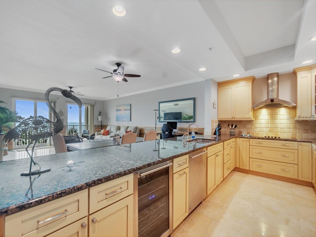 3135 HIGHWAY A1A 202