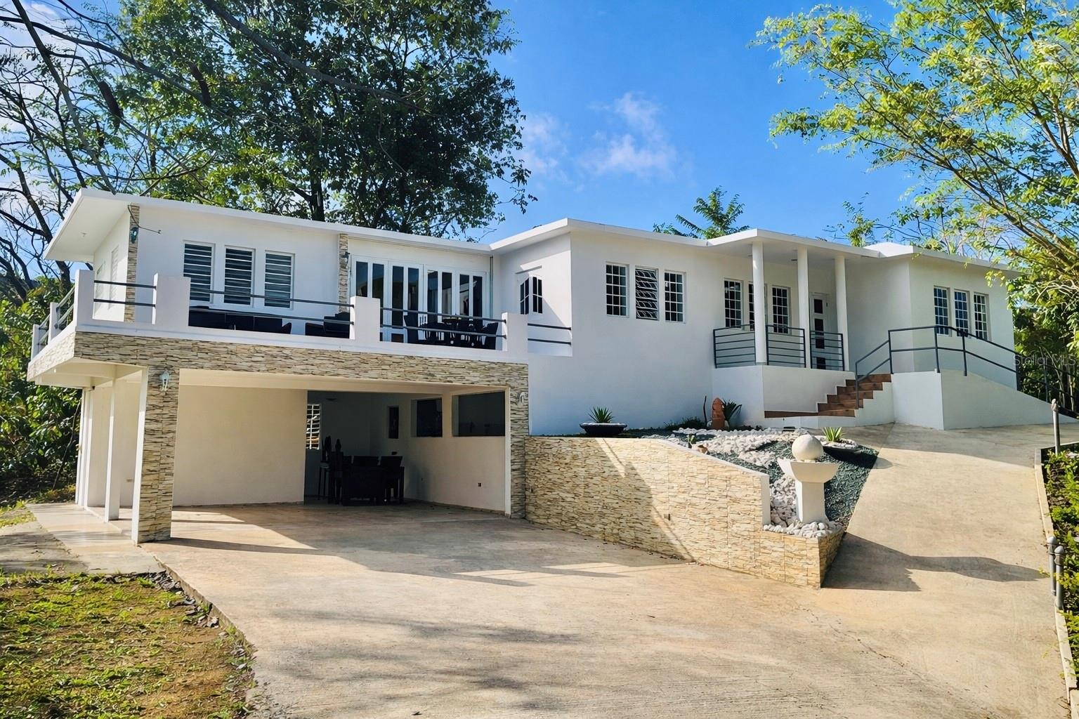 HACIENDA VILLA BLANCA - Residential