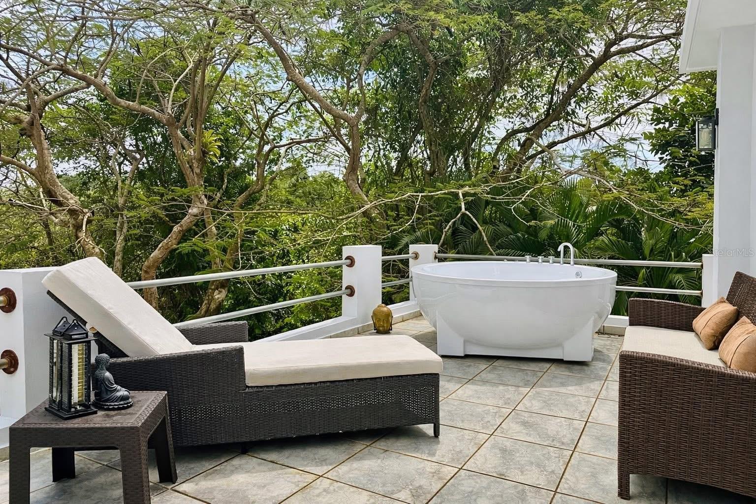 HACIENDA VILLA BLANCA - Residential