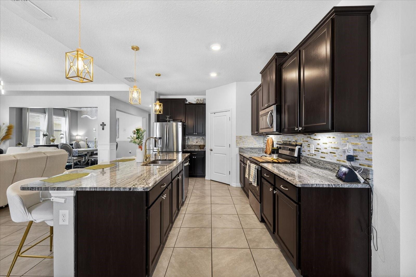 BARRINGTON/STERLING HILLS - Residential