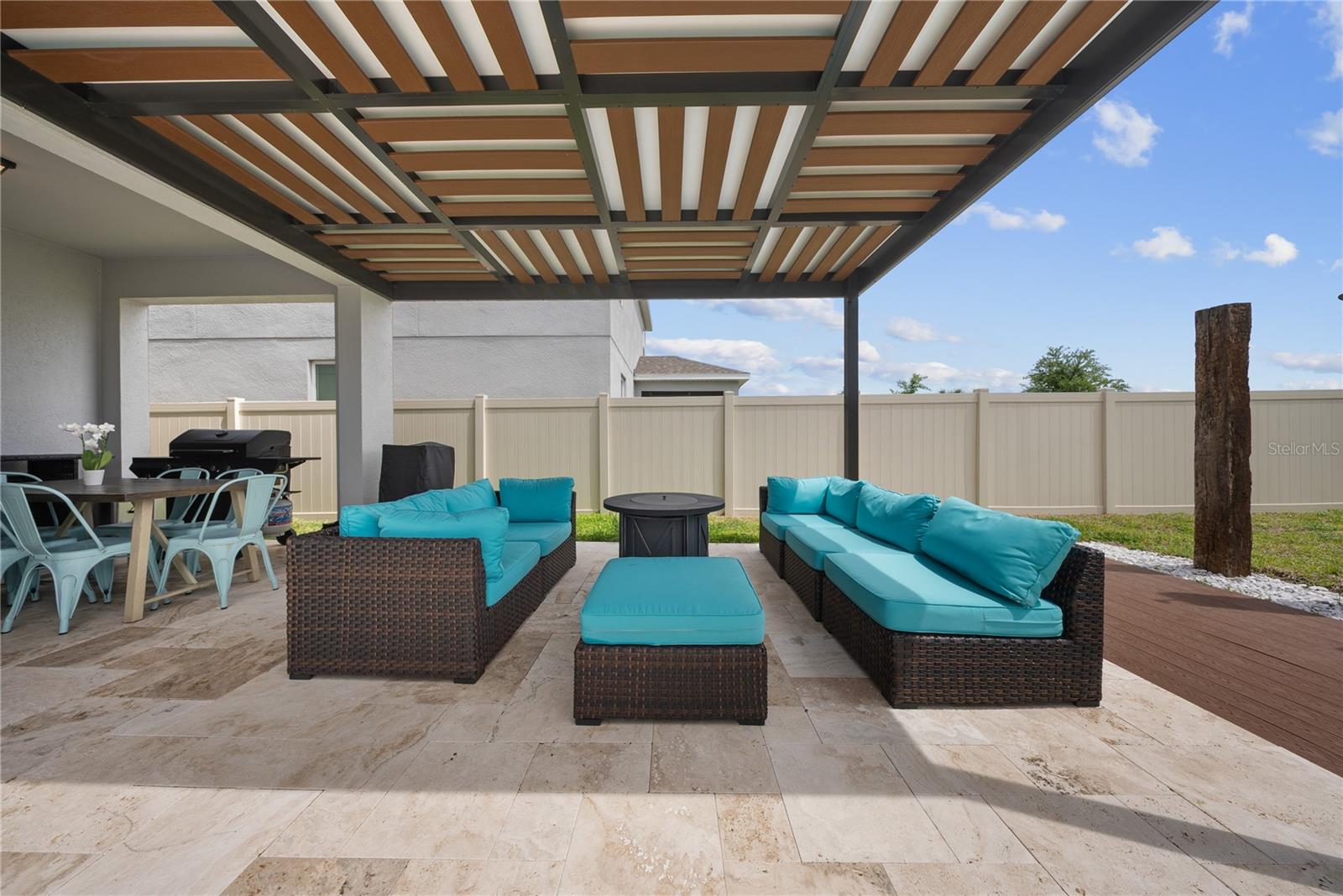 RIDGEVIEW PHASE 3 - Residential