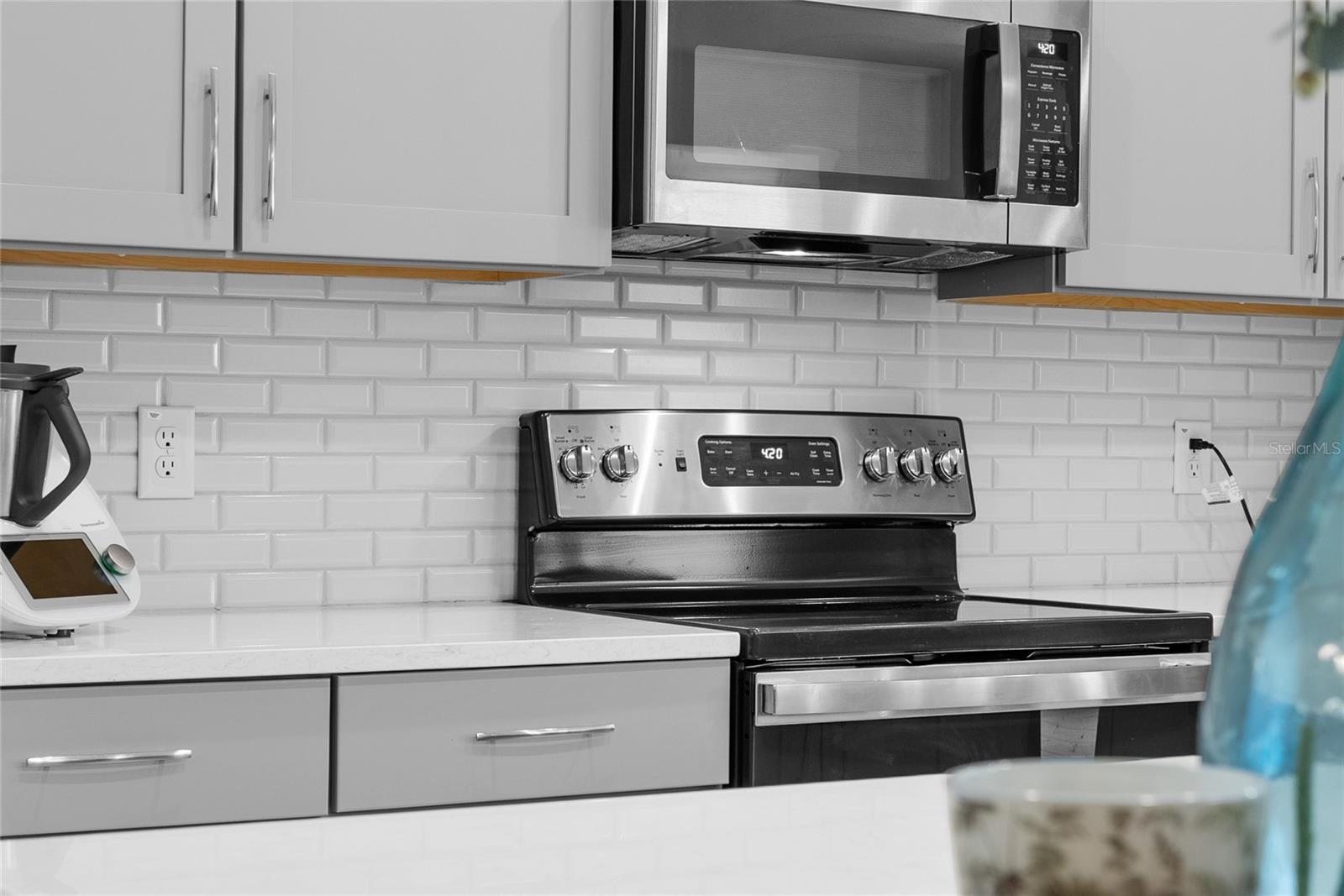 RIDGEVIEW PHASE 3 - Residential