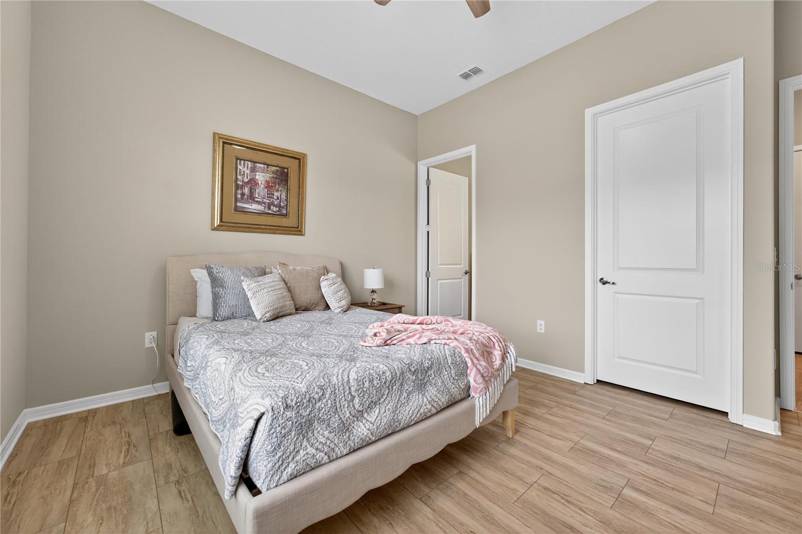 STONE CREEK - Residential