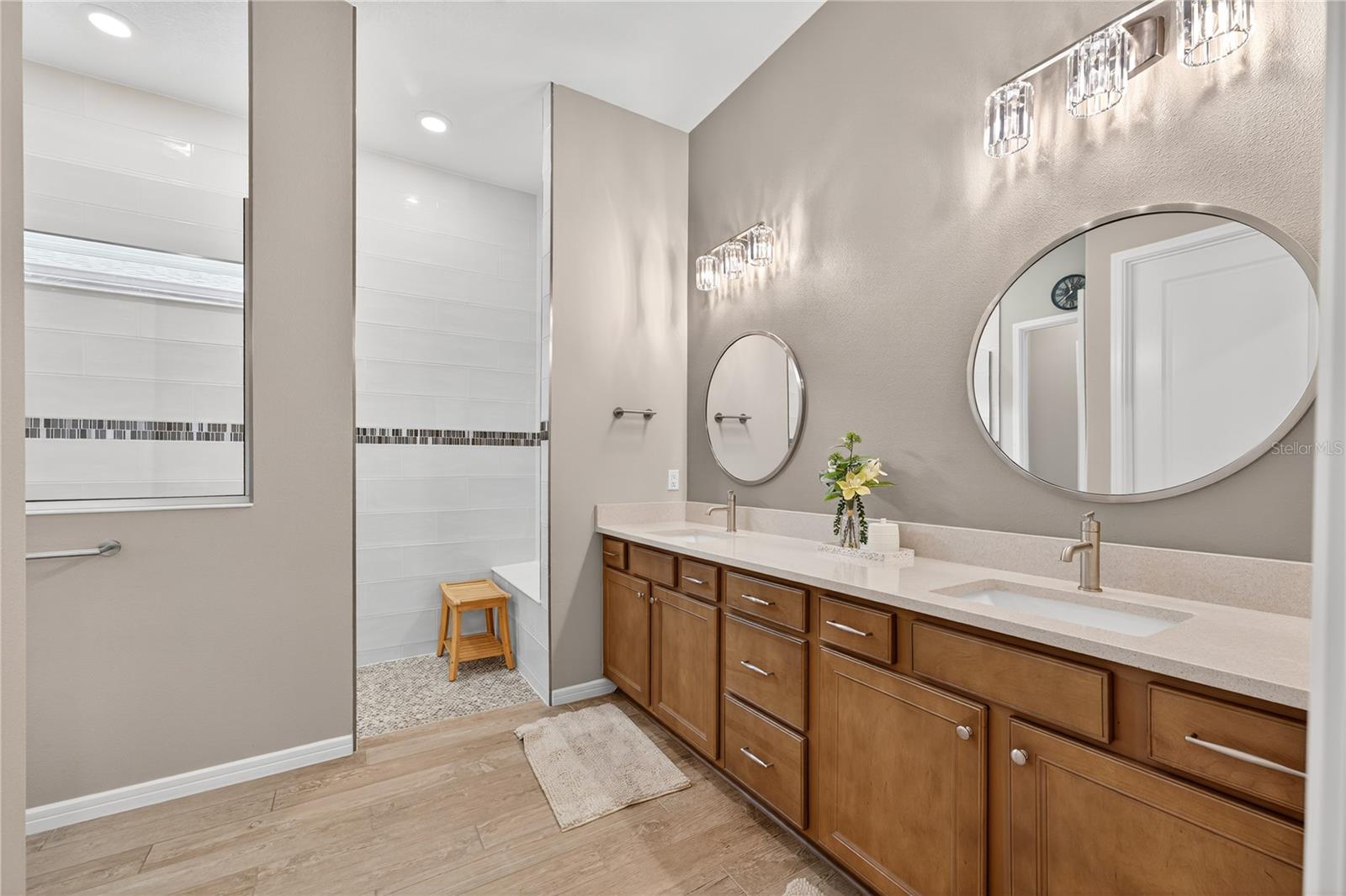 STONE CREEK - Residential