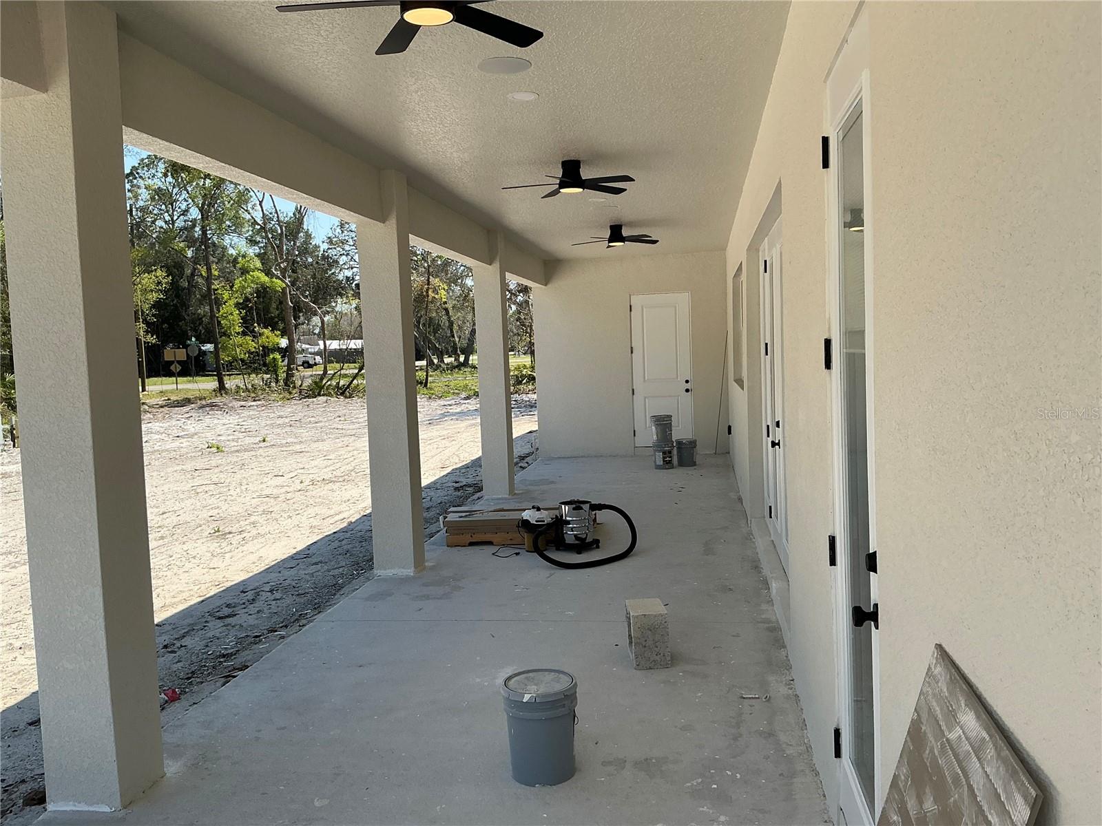 DUPONT LAKE ESTATES SUB 572 - Residential