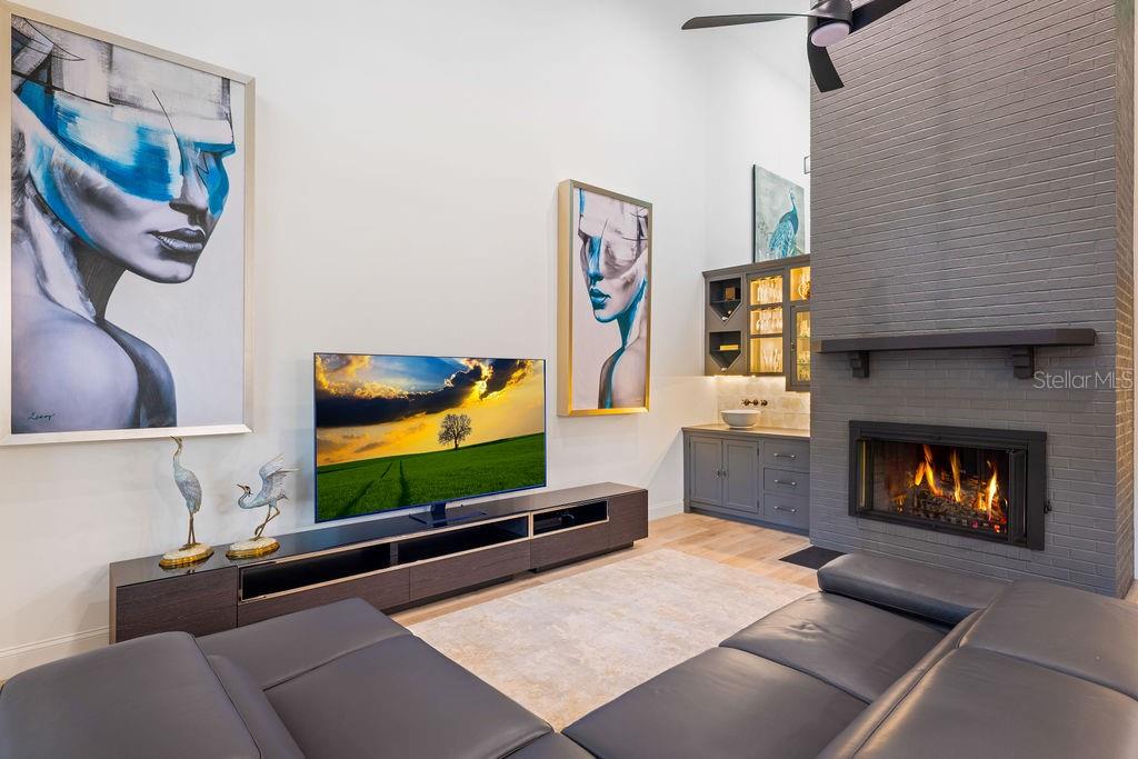 SPRINGS WHISPERING PINES - Residential
