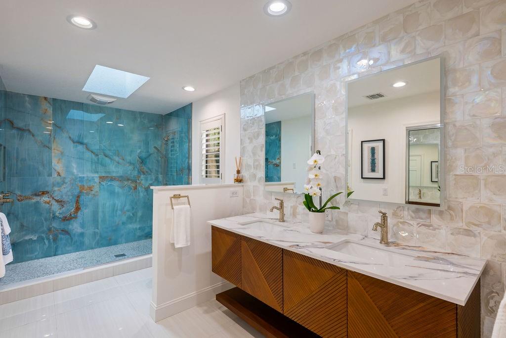 SPRINGS WHISPERING PINES - Residential