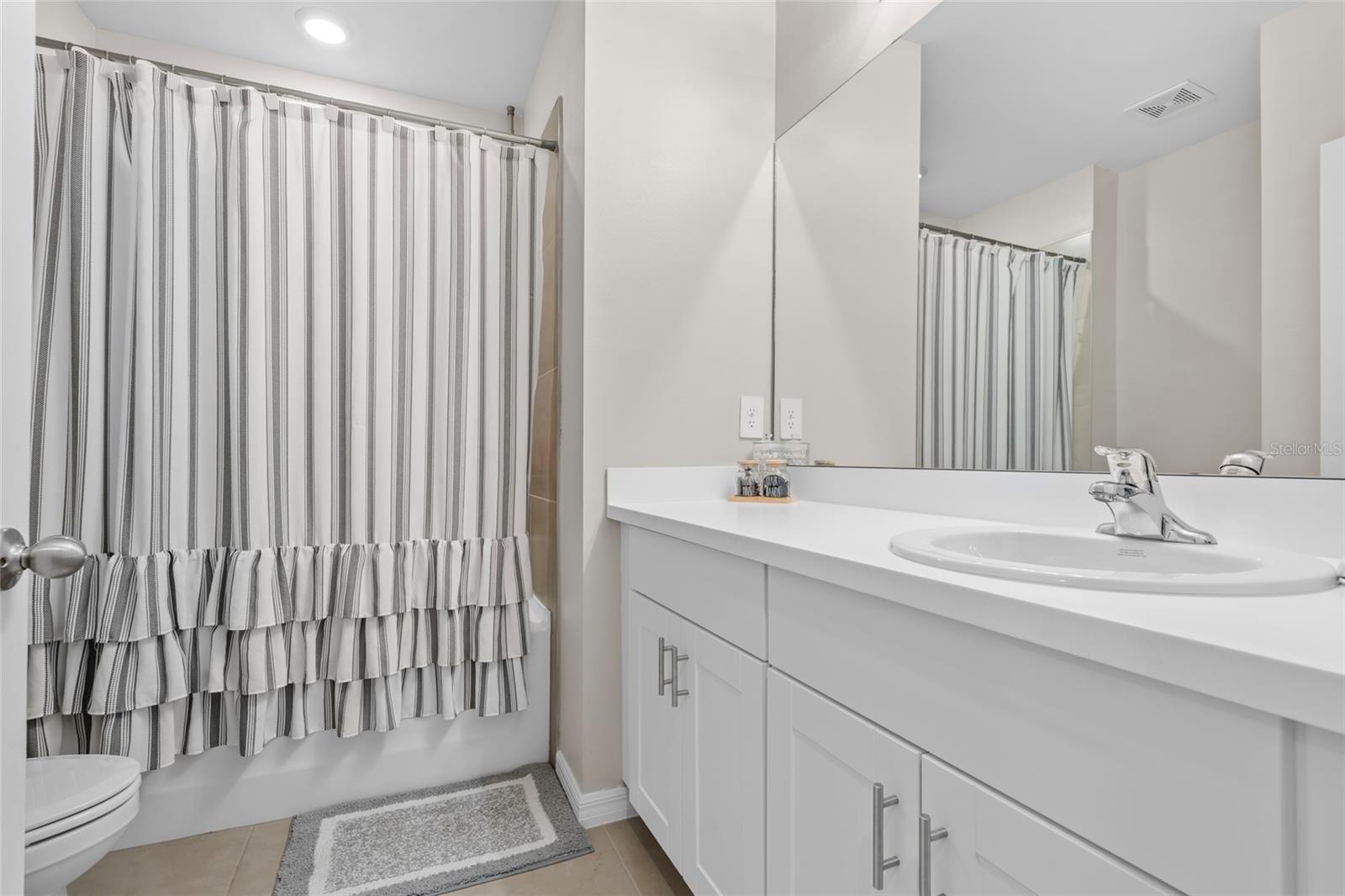 PUNTA GORDA ISLES SEC 16 - Residential