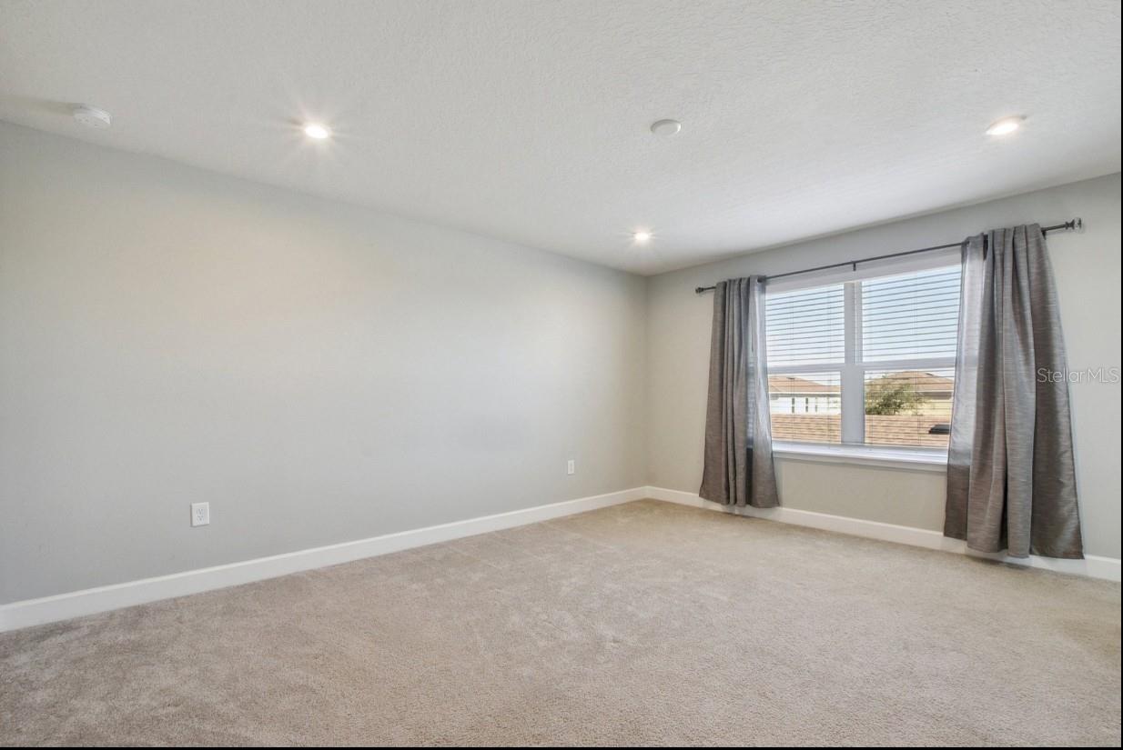 HAMILTON GARDENS - Residential